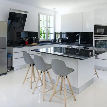 Casa de Férias Maison T2 Attenant *